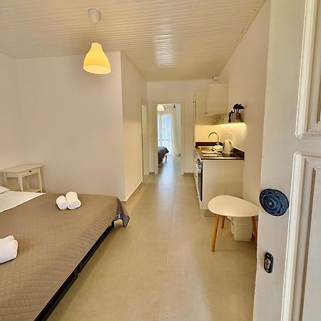 Sunset Rooms & Apartments Фаласарна Экстерьер фото