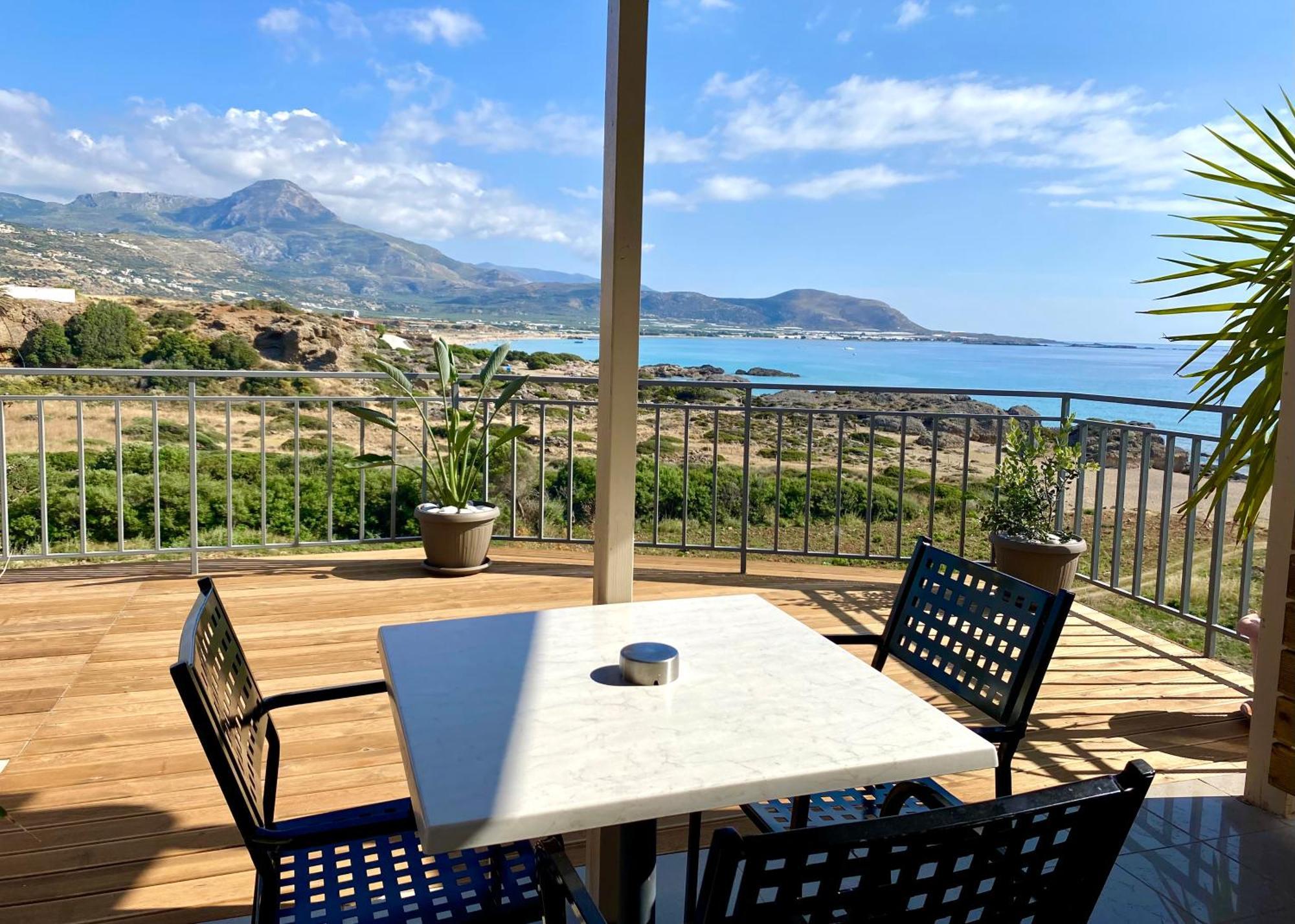 Sunset Rooms & Apartments Фаласарна Экстерьер фото